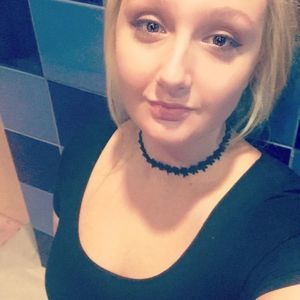 Meet your Posher, Mia